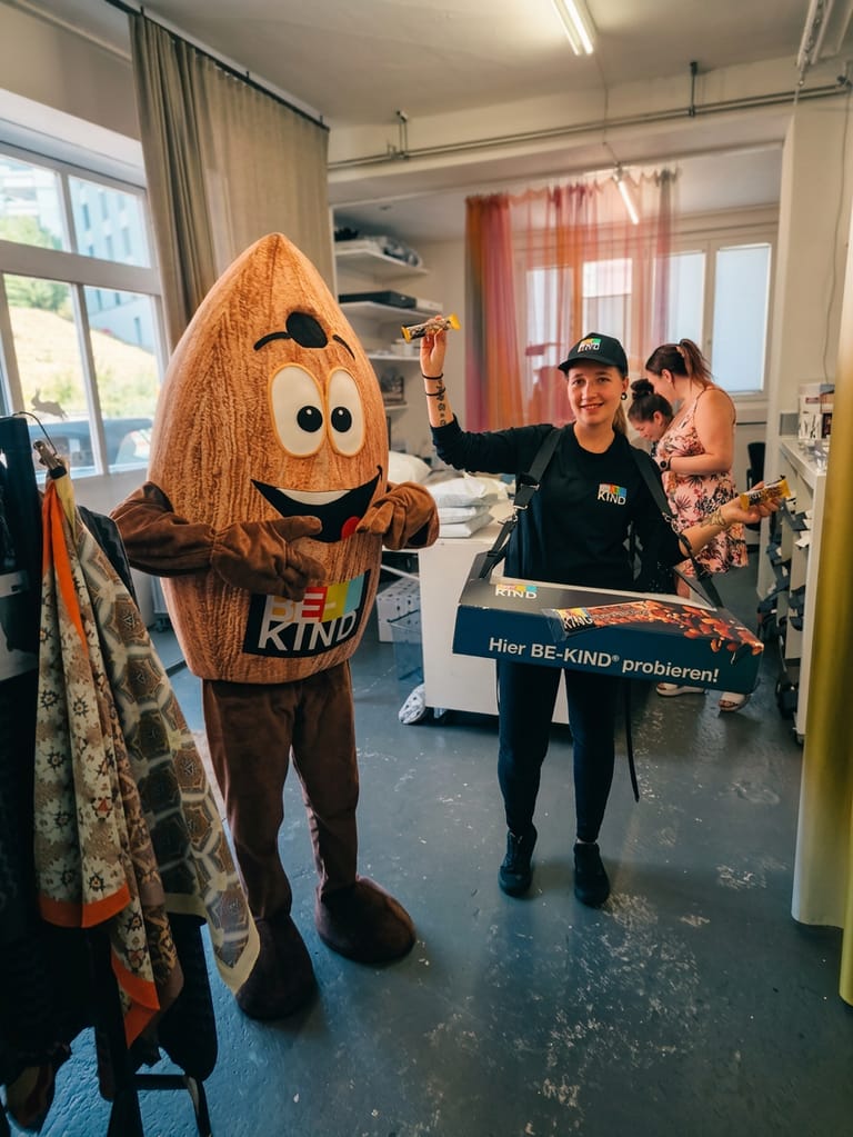 Be-Kind Nut Drop Detail 1